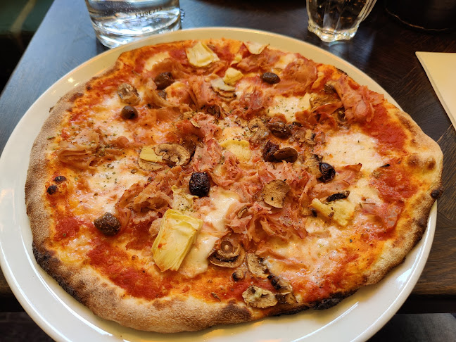 Tiilipojanlenkki 2, 01720 Vantaa