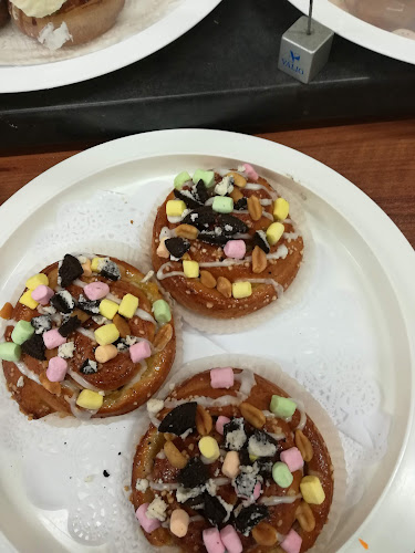 Lounas-kahvila Kuningatar ja Kuhnuri - Akaa