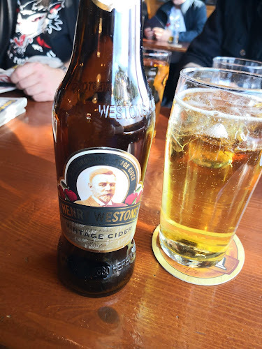 Comentarii opinii despre Pub Hukka