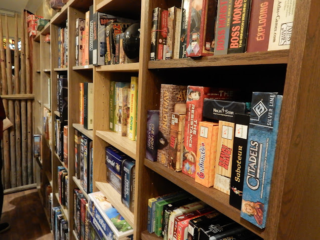 Lautapelikahvila Taverna - Tampere