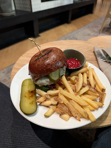 Yrjönkatu 13, 00120 Helsinki