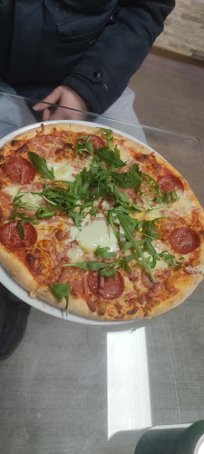 BR1 Helsinki Kalasatama - Ravintola-ala