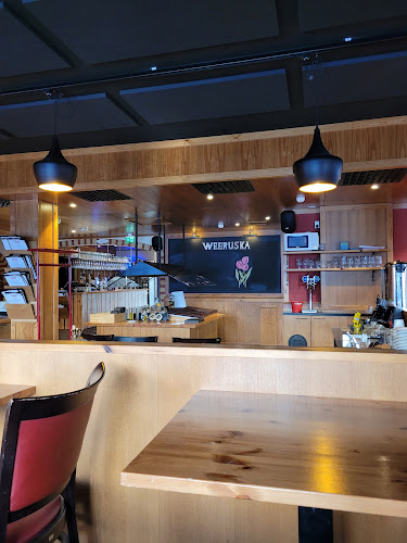 Weeruska Phone number