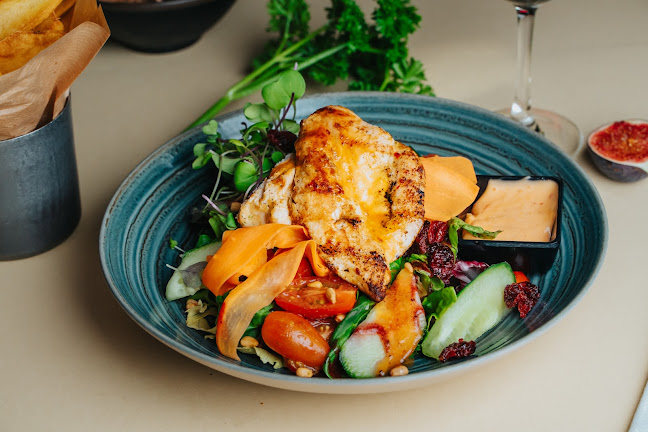 Comentarii opinii despre Revolution