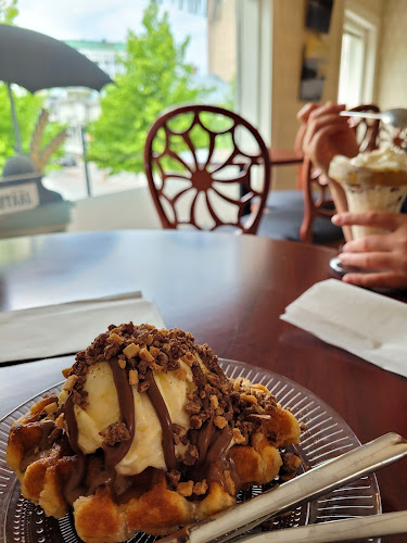 Opinii despre Wanhan Rauman jäätelökauppa în Rauma - Ravintola-ala