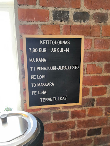 Opinii despre Myymälä & kahvila Makutuote în Tampere - Ravintola-ala
