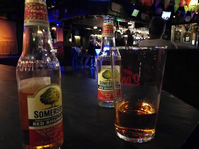 Oliver's Inn - Ravintola-ala