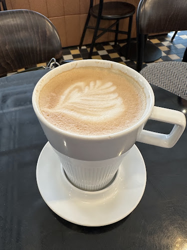 Opinii despre Fazer Café Bulevardi în Helsinki - Ravintola-ala