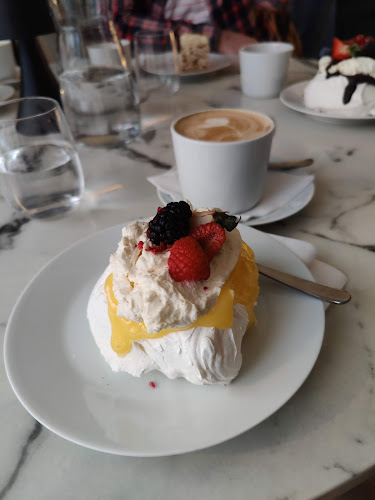 Comentarii opinii despre Pharmacy House - Café & Bakery