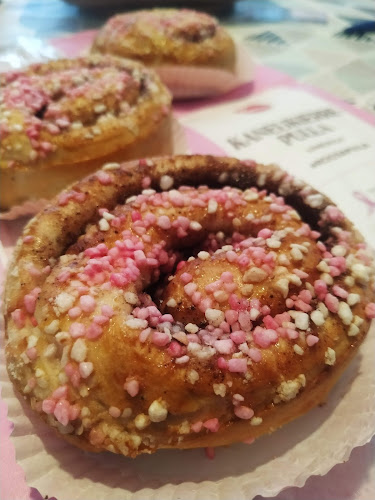 Opinii despre Vaasan Leipomomyymälä Espoo în Espoo - Ravintola-ala