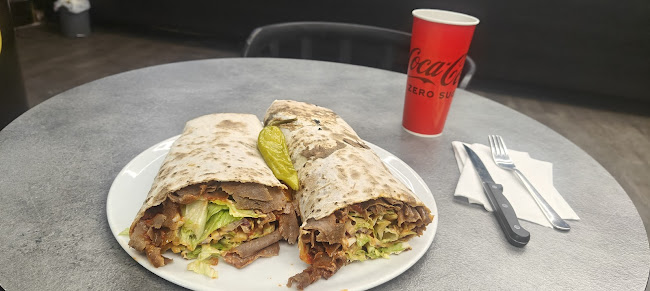 Malmin Kebab Pizzeria - Ravintola-ala