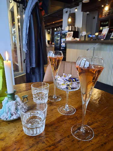 Comentarii opinii despre Torero Pori