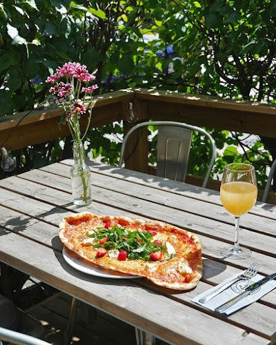 Comentarii opinii despre Skiffer Töölö