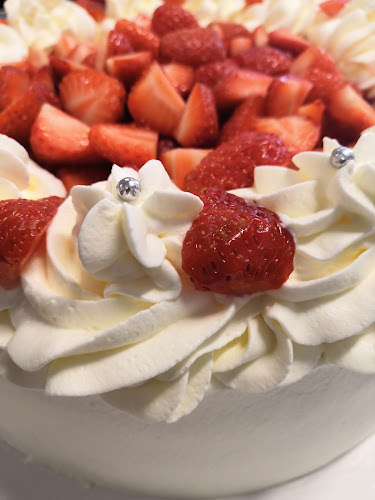 Kolme Tähteä - Ravintola-ala