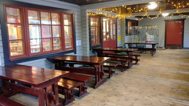 Cafe Kuusijärvi - Ravintola-ala