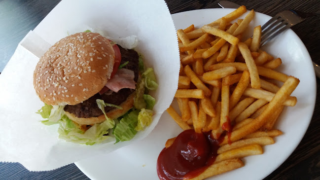 Pizzeria Dilber - Ravintola-ala