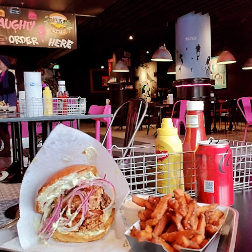 Aurakatu 12, 20100 Turku