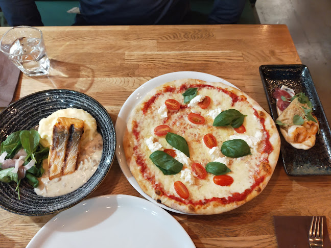 Rosso - Ravintola-ala