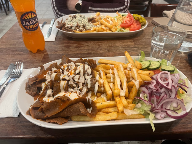 Quattro Pizzeria - Ravintola-ala