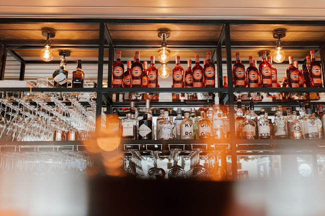 Comentarii opinii despre Cafe & Bar 21