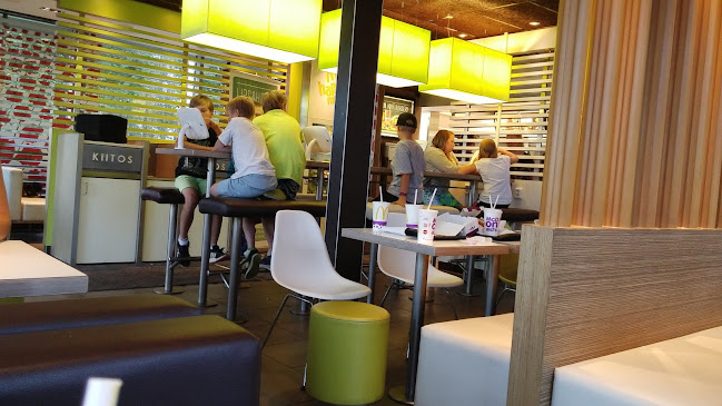 https://www.mcdonalds.com/fi/fi-fi/location/jyv-skyl/jyv-skyl--tourula/vapaaherrantie-2a/43.html