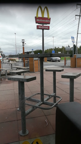 Comentarii opinii despre McDonald's Kokkola Höyläämönkatu