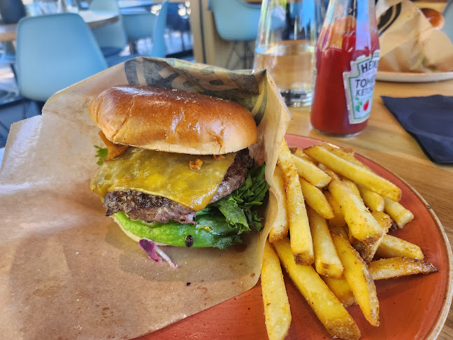 B5 Black - Ravintola-ala