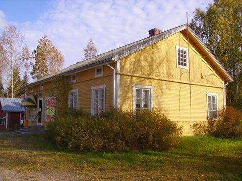 Mommilan Kyläpuoti - Hietoinen