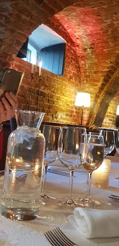 Ravintola Raatihuoneenkellari Ay