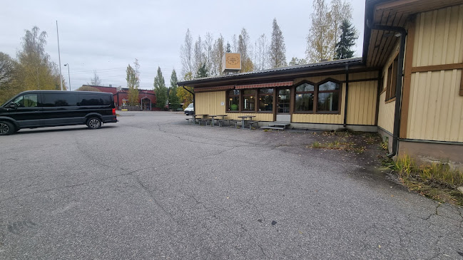 Comentarii opinii despre Liisan Leipomo