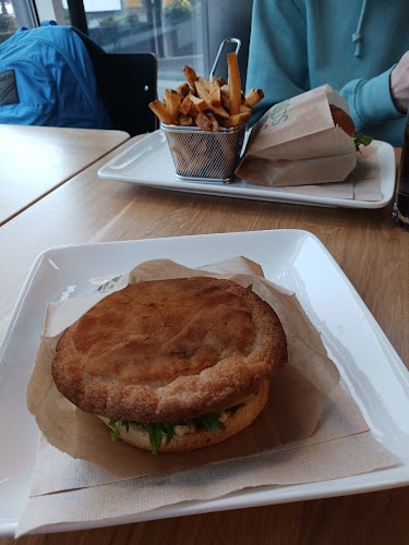 Comentarii opinii despre Friends & Brgrs Lahti