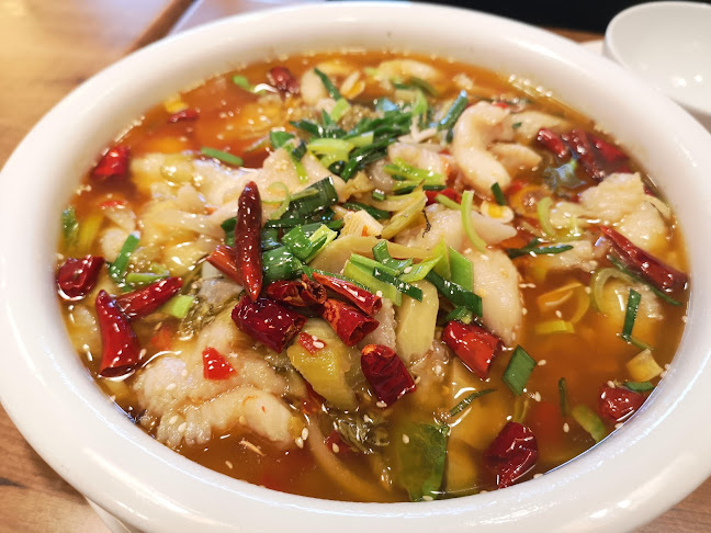 Ravintola Onnellinen Lintu Open Times