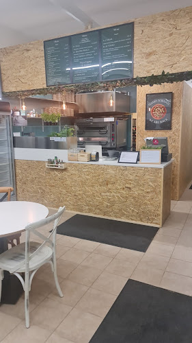 Opinii despre Tonda Pizzeria Espoo în Espoo - Ravintola-ala