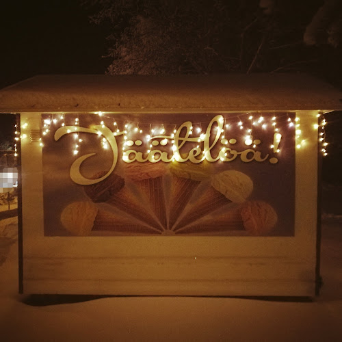 Comentarii opinii despre Kiikan jäätelökioski