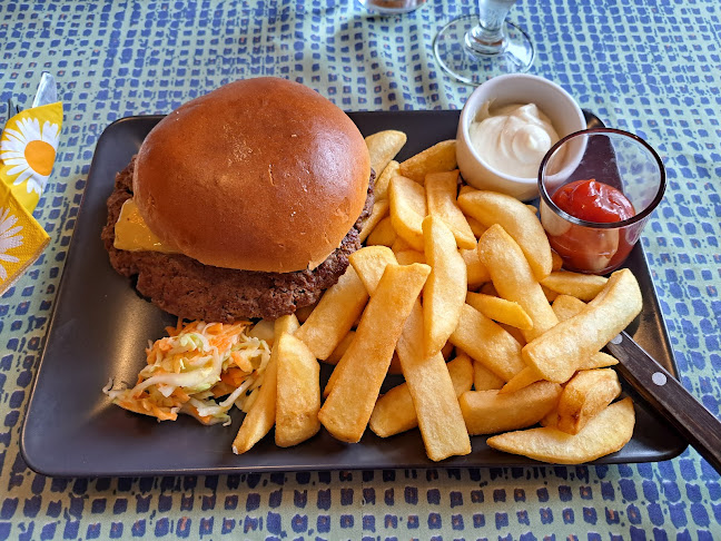 Wille - Olohuone ja Keittiö