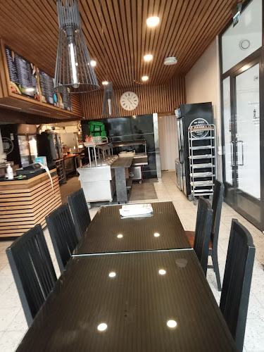 Quattro Pizzeria Open Times