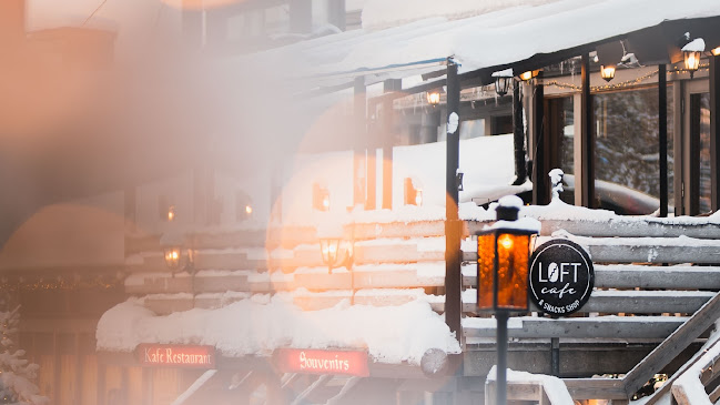 Loft Cafe & Snacks Shop - Ravintola-ala