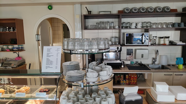 Opinii despre Kahvila Helmi în Huittinen - Ravintola-ala