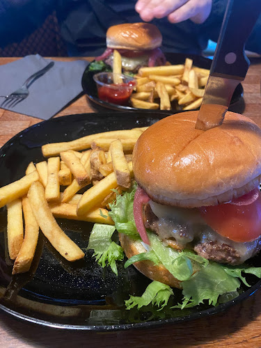 Rellu RoadHouse - Ravintola-ala