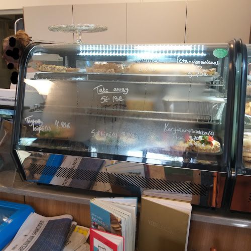 Comentarii opinii despre Kahvila Helmi