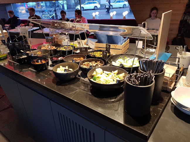 Puistokahvila Makia - Ravintola-ala