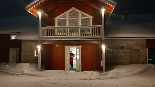 Comentarii opinii despre Studioravintola Tundra