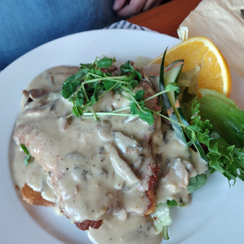 Bruno II - Ravintola-ala
