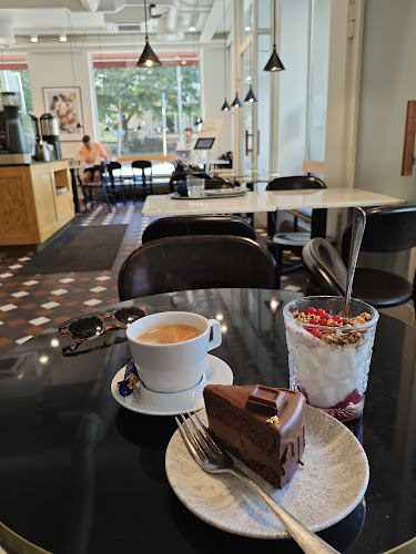 Comentarii opinii despre Fazer Café Töölö