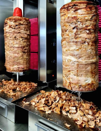 Halssilan Aito Döner - Ravintola-ala