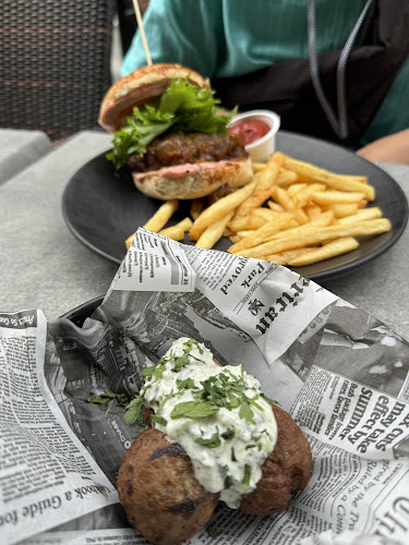 Stone's - Ravintola-ala