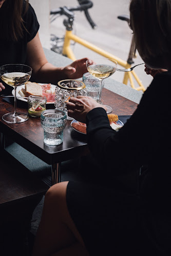 Comentarii opinii despre Murun Viinibaari