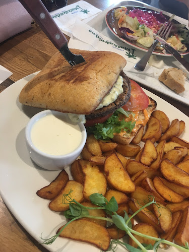 Tervalammentie 1, 19110 Vierumäki