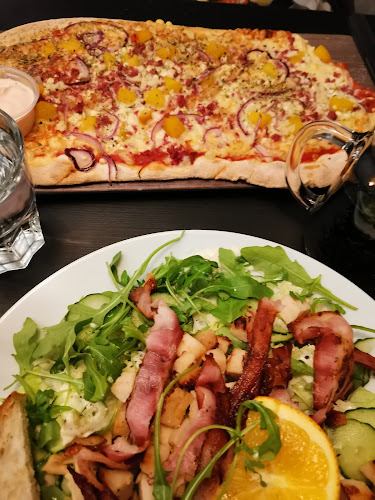 Hevi's Pizza & Bar - Tornio