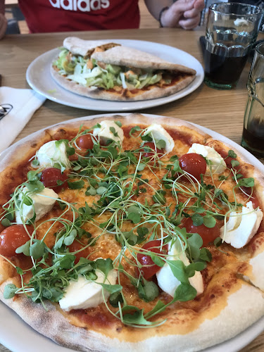Opinii despre Kotipizza Kivistö în Vantaa - Ravintola-ala